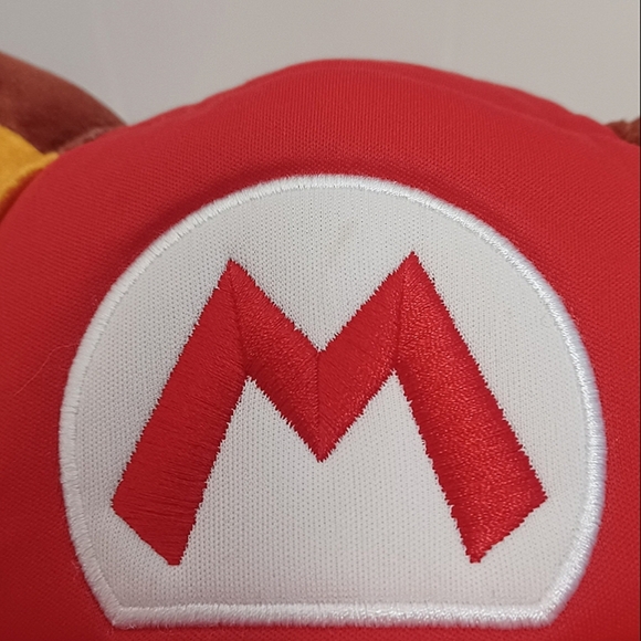 Super Mario Bros Raccoon Hat - Picture 8 of 8